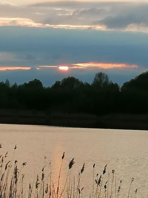 Swietna Chatka Swietne Zewnętrze zdjęcie
